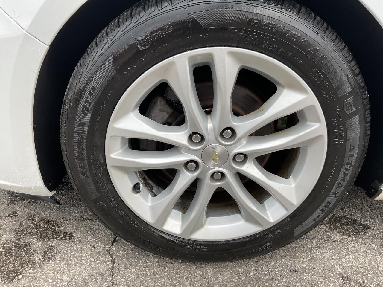 Chevrolet Malibu 4dr Sdn LT w/1LT 2017