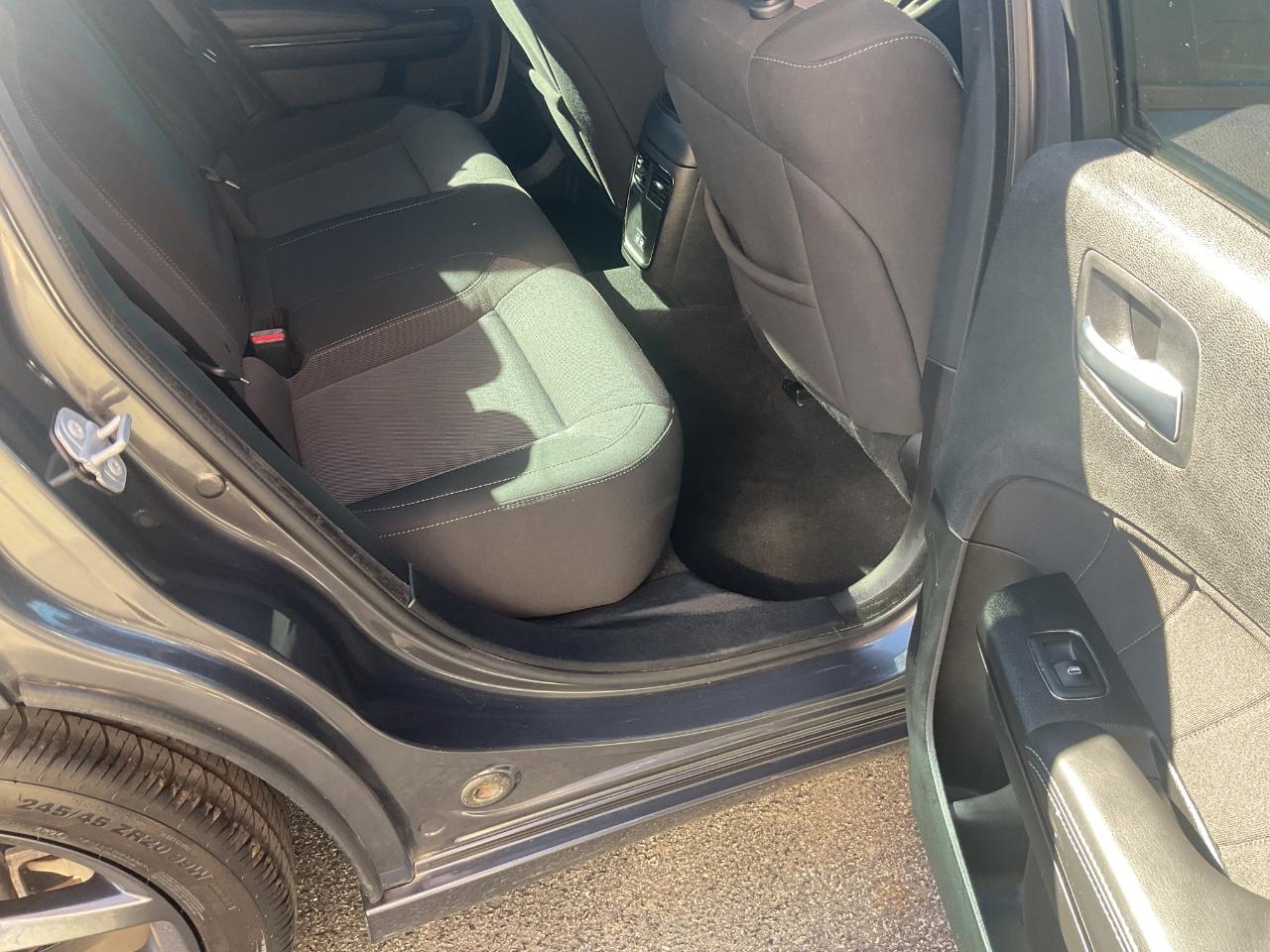 Dodge Charger SXT RWD 2022