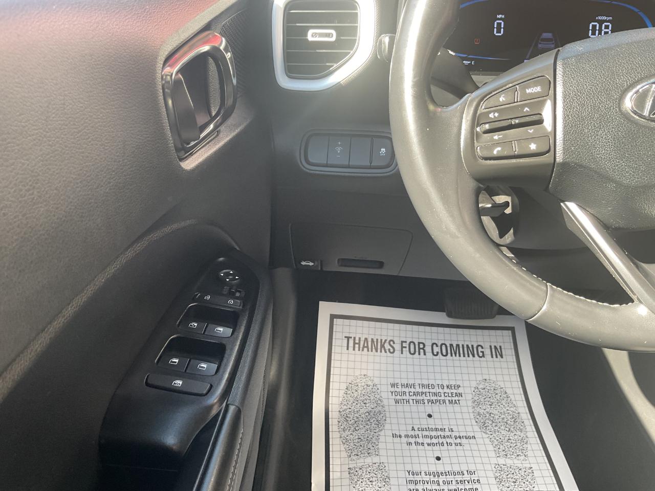Hyundai Venue Limited IVT 2023