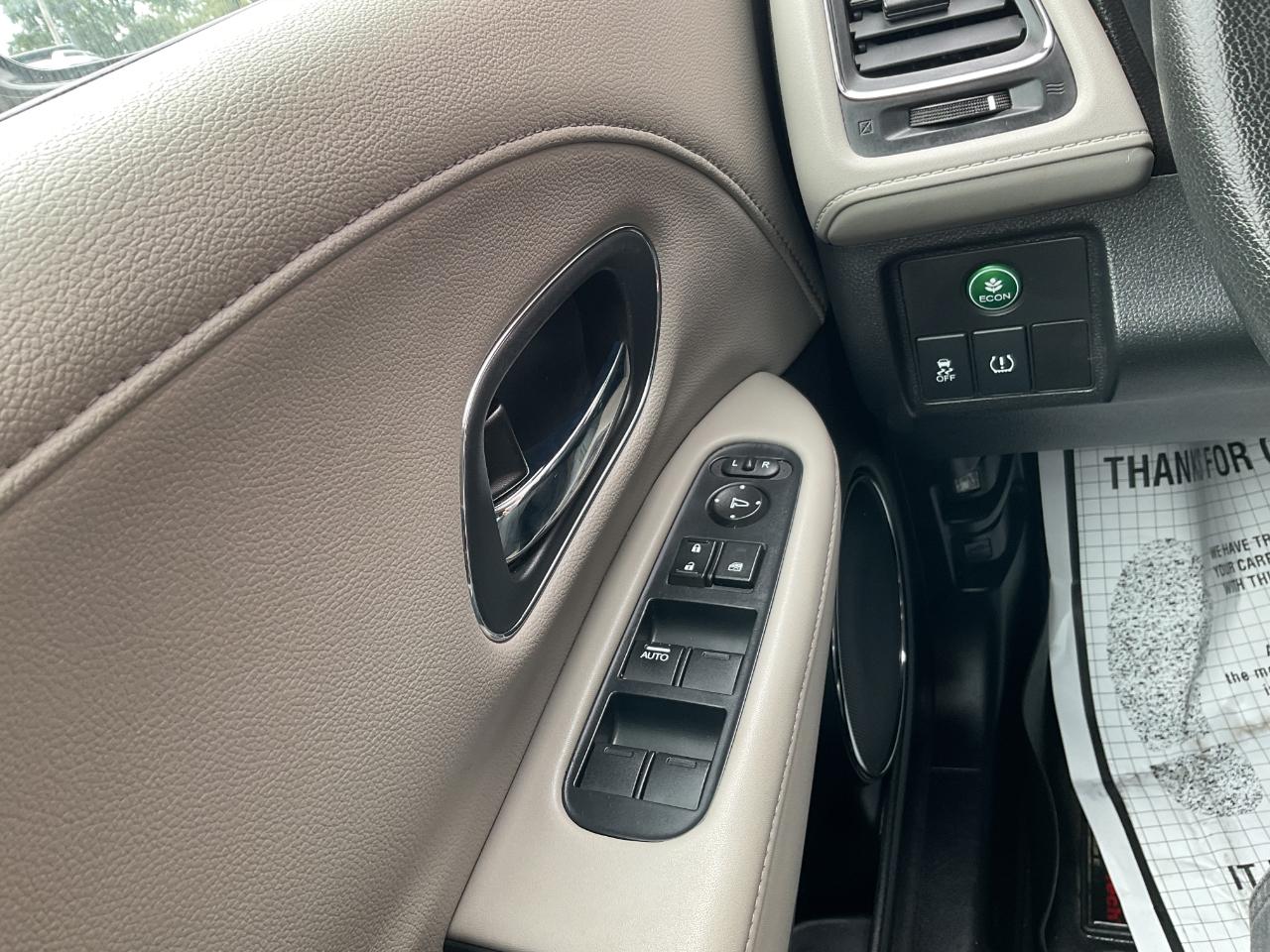 Honda HR-V EX-L Navi 2WD CVT 2017
