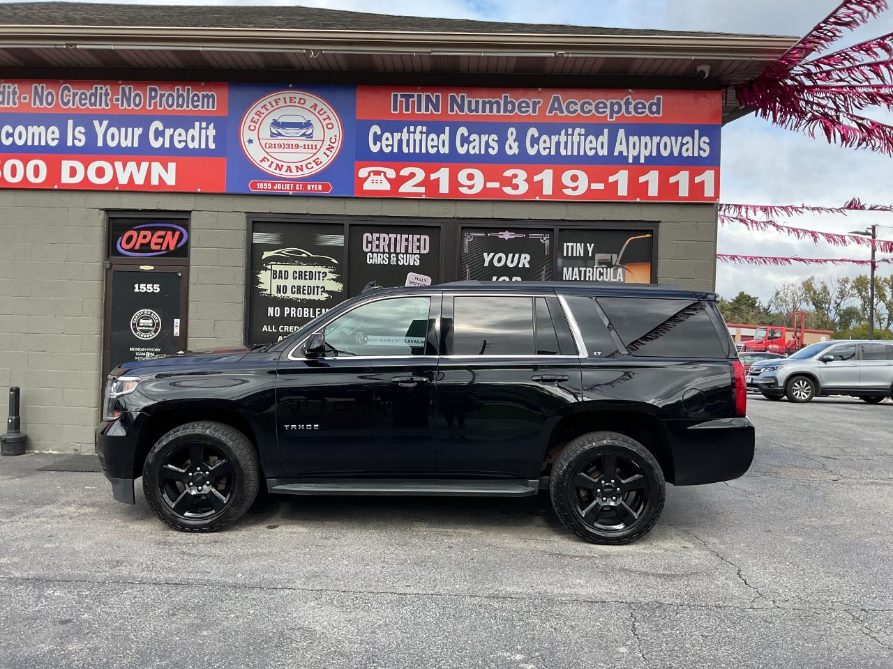 Chevrolet Tahoe 4WD 4dr LT 2017