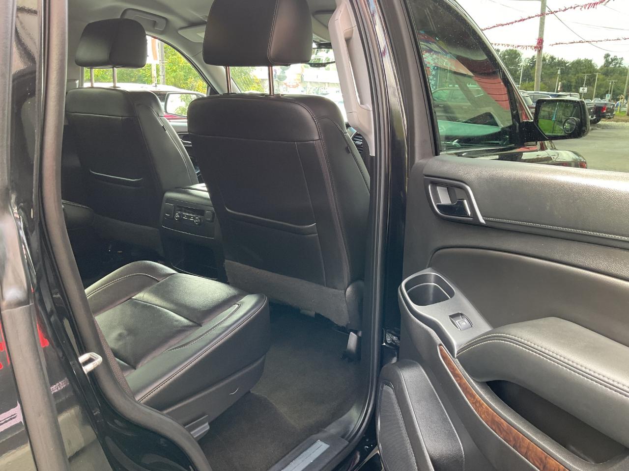 Chevrolet Tahoe 4WD 4dr LT 2017