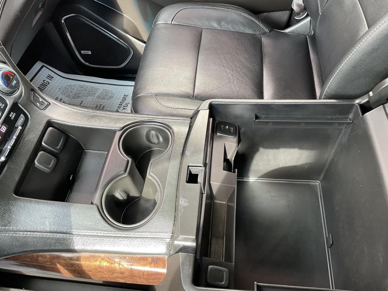 Chevrolet Tahoe 4WD 4dr LT 2017