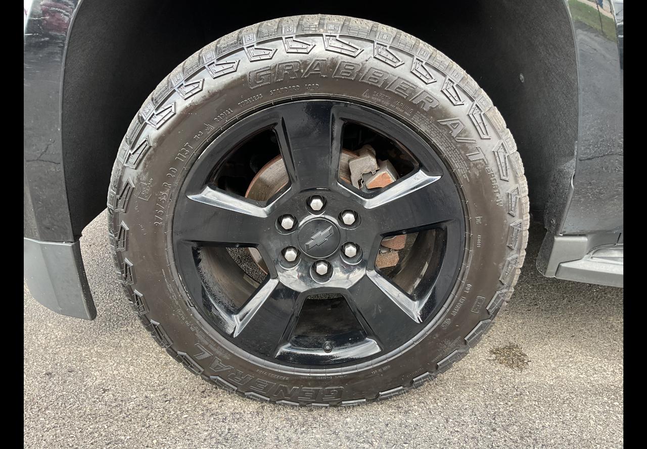 Chevrolet Tahoe 4WD 4dr LT 2017