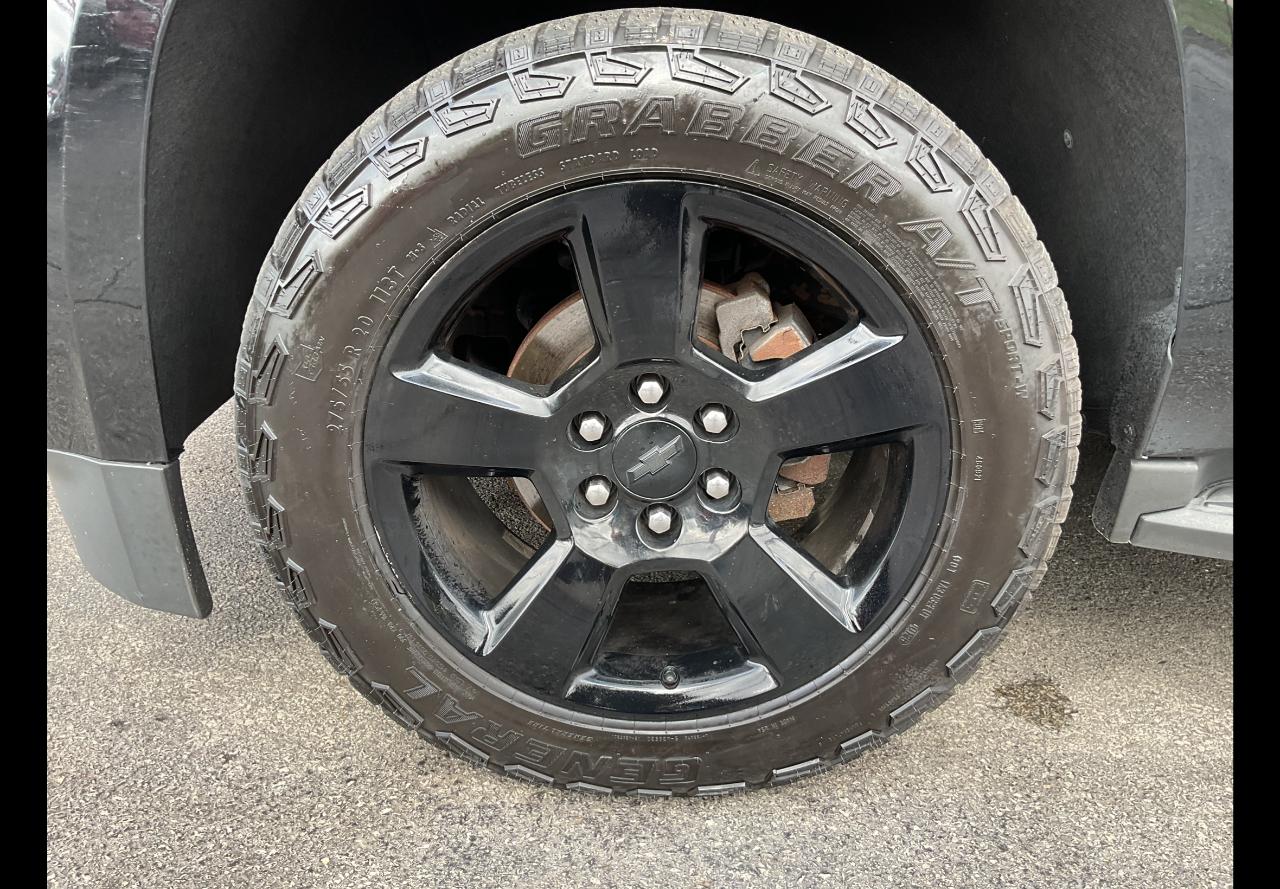 Chevrolet Tahoe 4WD 4dr LT 2017