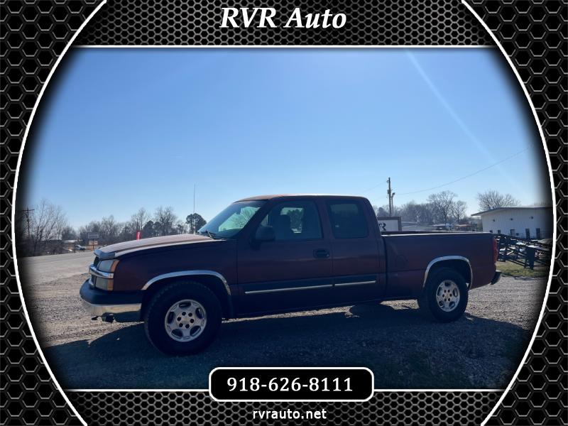 2003 Chevrolet Silverado 1500 Ext. Cab Short Bed 2WD