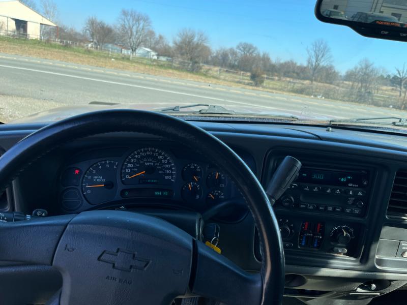 Chevrolet Silverado 1500 Ext. Cab Short Bed 2WD 2003