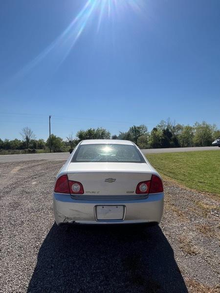 Chevrolet Malibu 1LT 2011