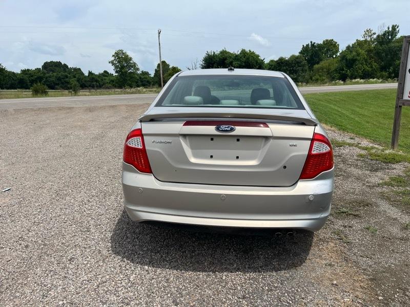 Ford Fusion SE 2010
