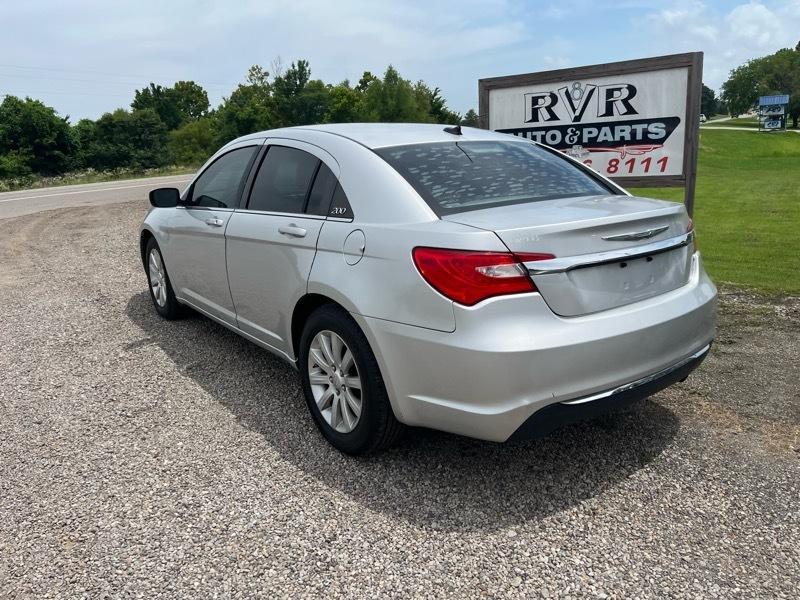 Chrysler 200 Touring 2012