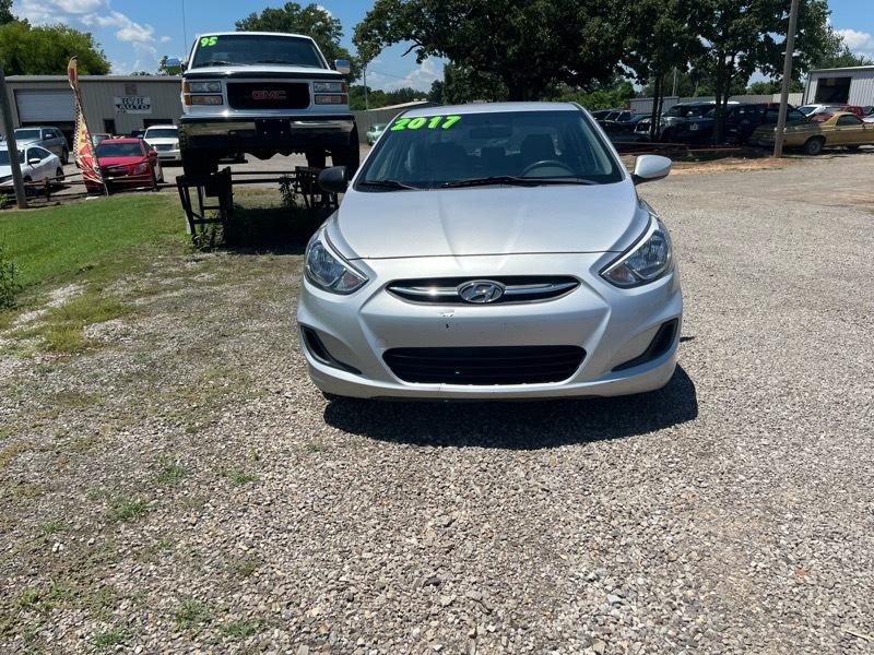 Hyundai Accent SE 4-Door 6A 2017