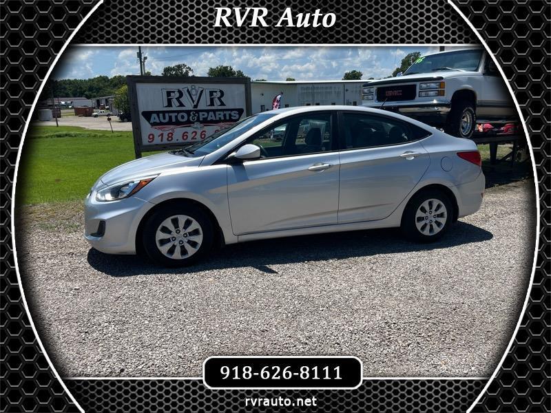 2017 Hyundai Accent SE 4-Door 6A