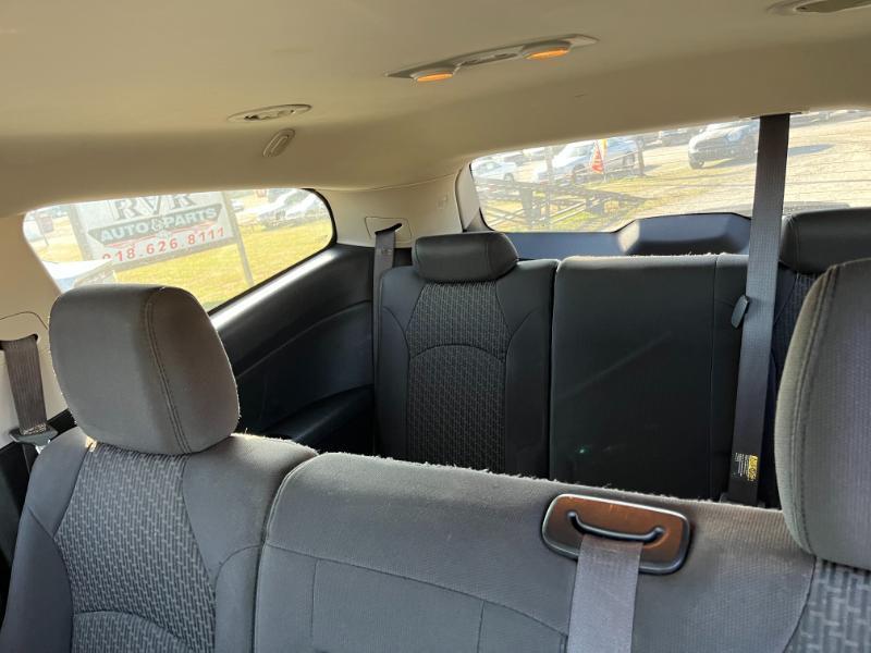 Chevrolet Traverse LT FWD 2012