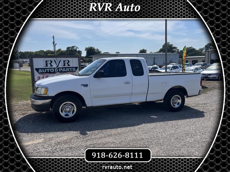 Ford F-150 XL SuperCab Short Bed 2WD 2002