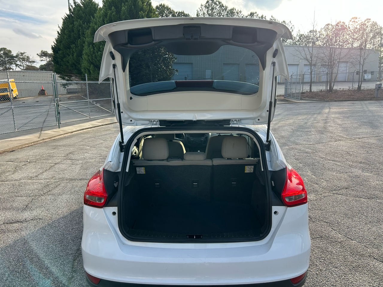 Ford Focus SE Hatch 2016