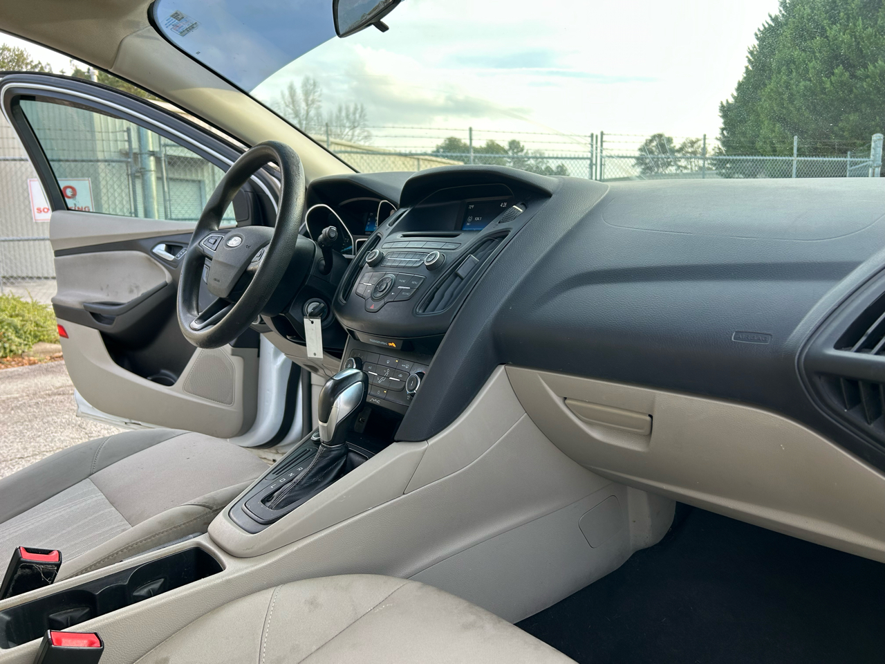 Ford Focus SE Hatch 2016