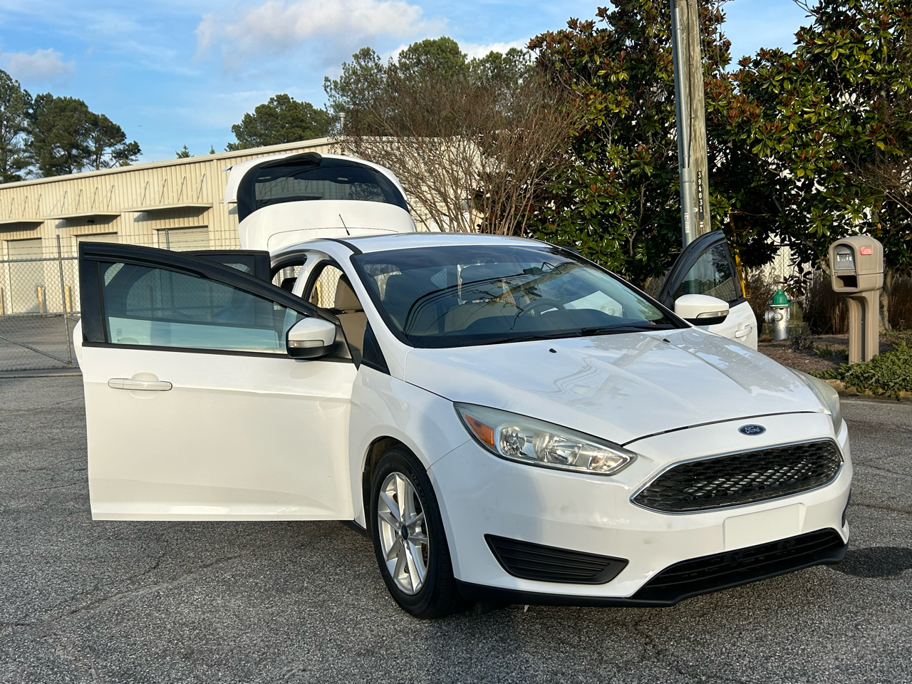 Ford Focus SE Hatch 2016