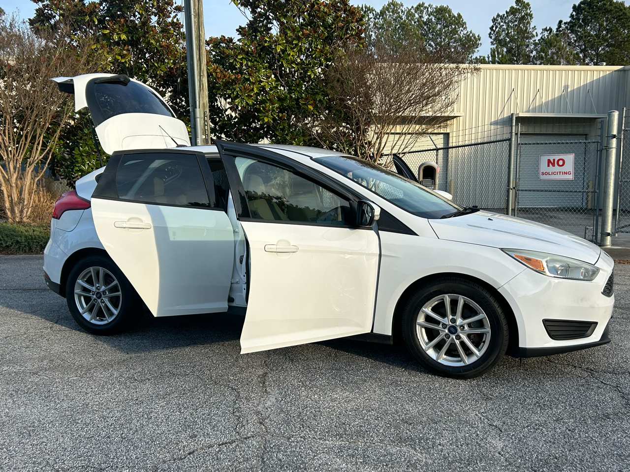 Ford Focus SE Hatch 2016