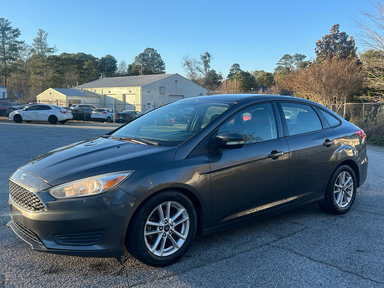 Ford Focus SE Sedan 2017