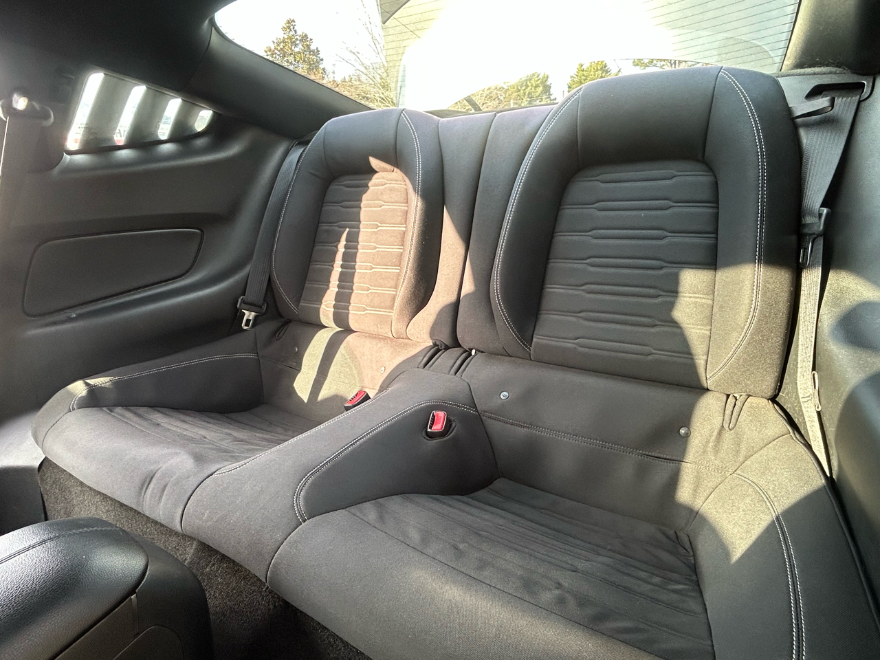 Ford Mustang EcoBoost Coupe 2015