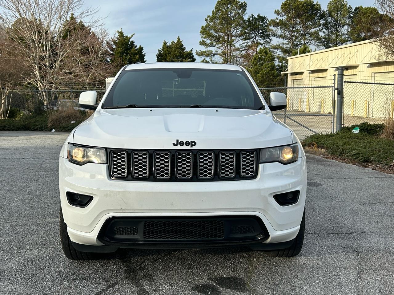 Jeep Grand Cherokee Altitude 4x2 2017