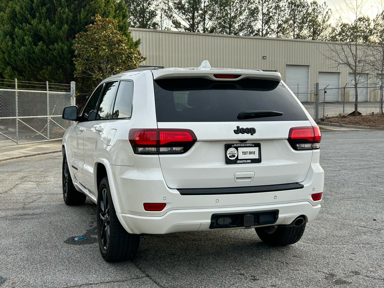 Jeep Grand Cherokee Altitude 4x2 2017
