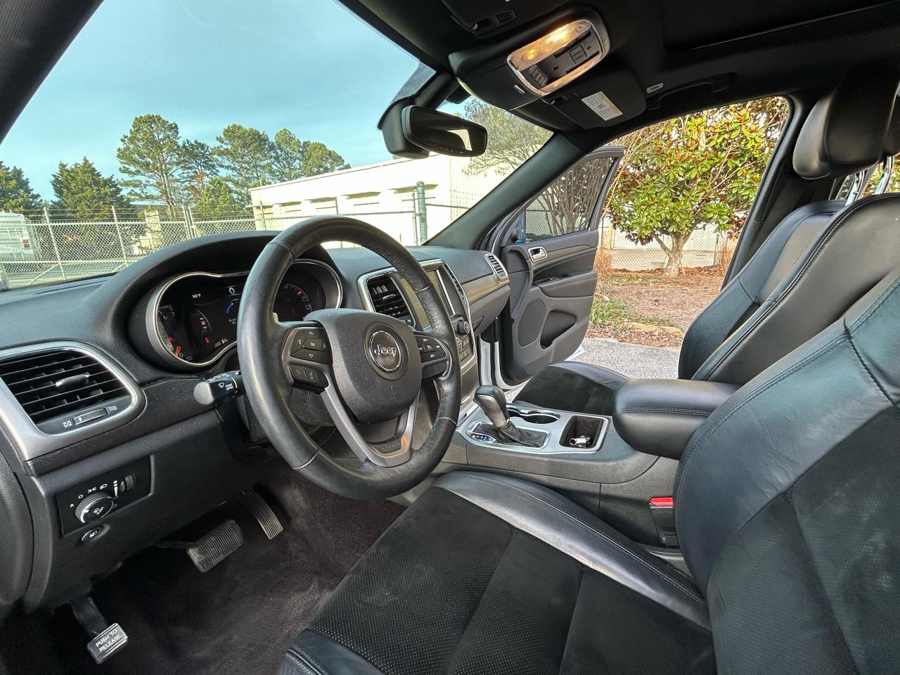 Jeep Grand Cherokee Altitude 4x2 2017