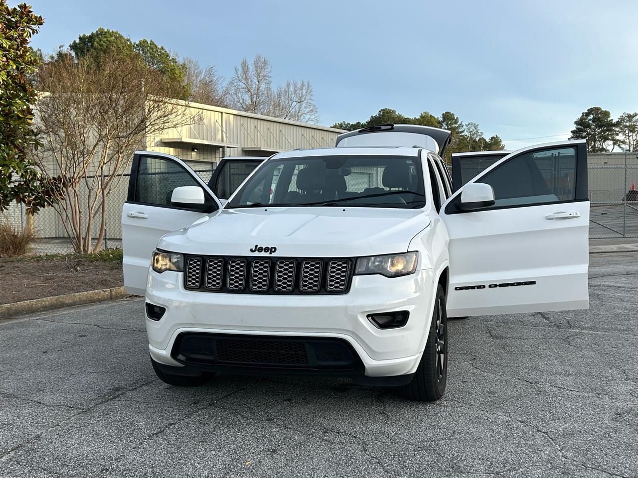 Jeep Grand Cherokee Altitude 4x2 2017