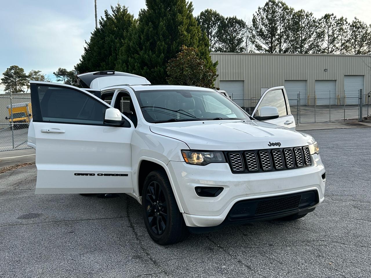 Jeep Grand Cherokee Altitude 4x2 2017