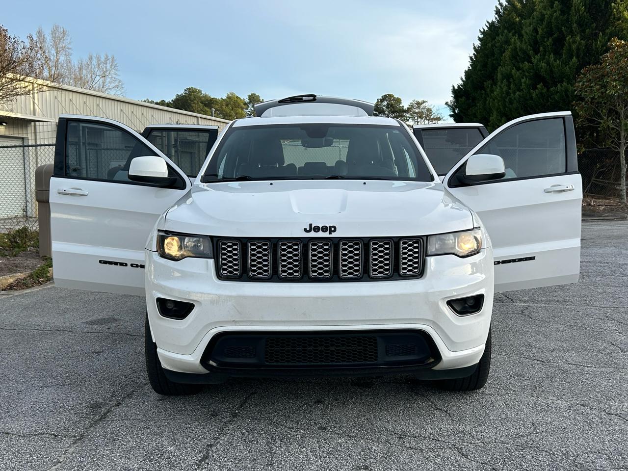 Jeep Grand Cherokee Altitude 4x2 2017