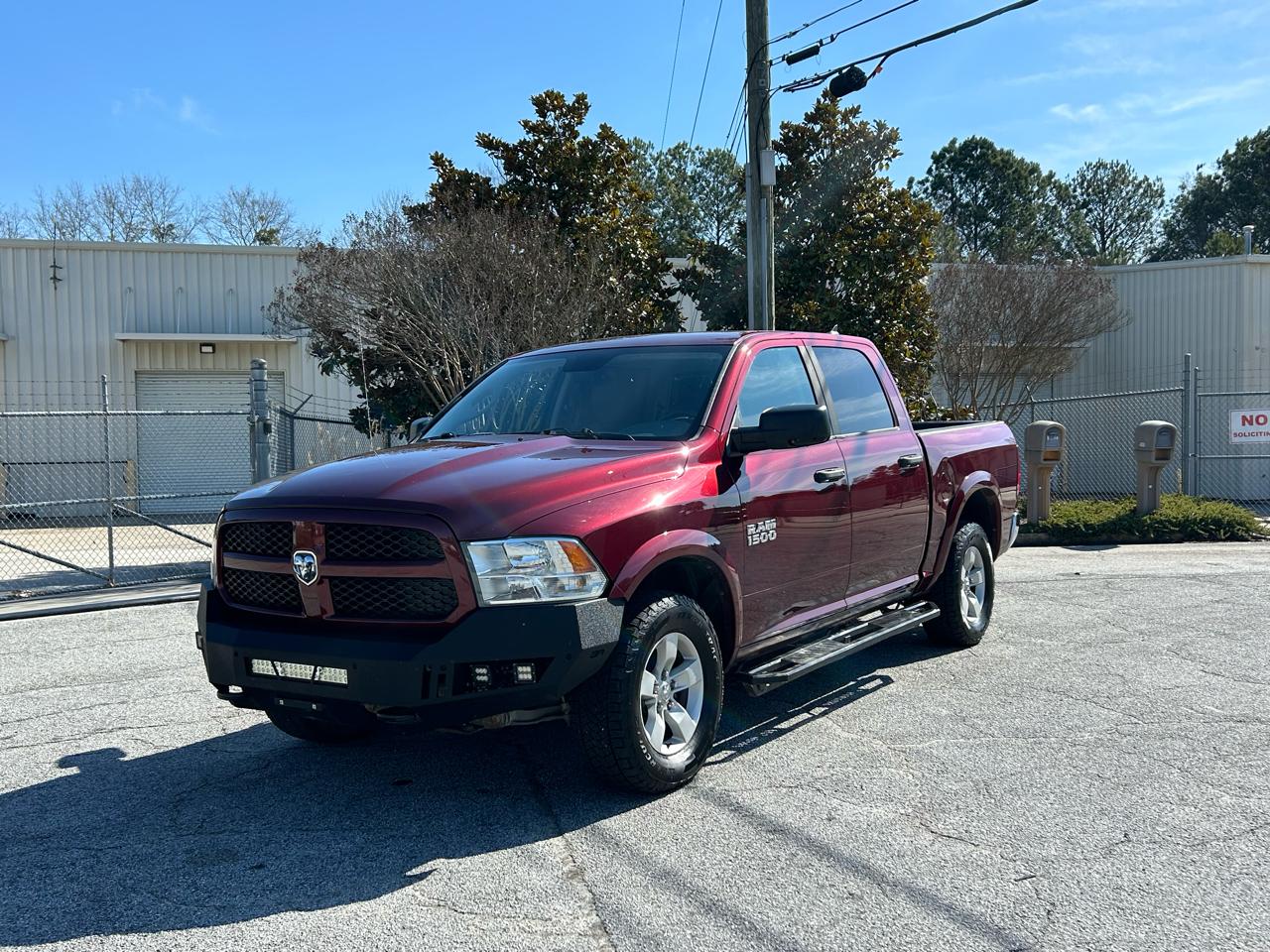 RAM 1500 SLT Crew Cab SWB 4WD 2016
