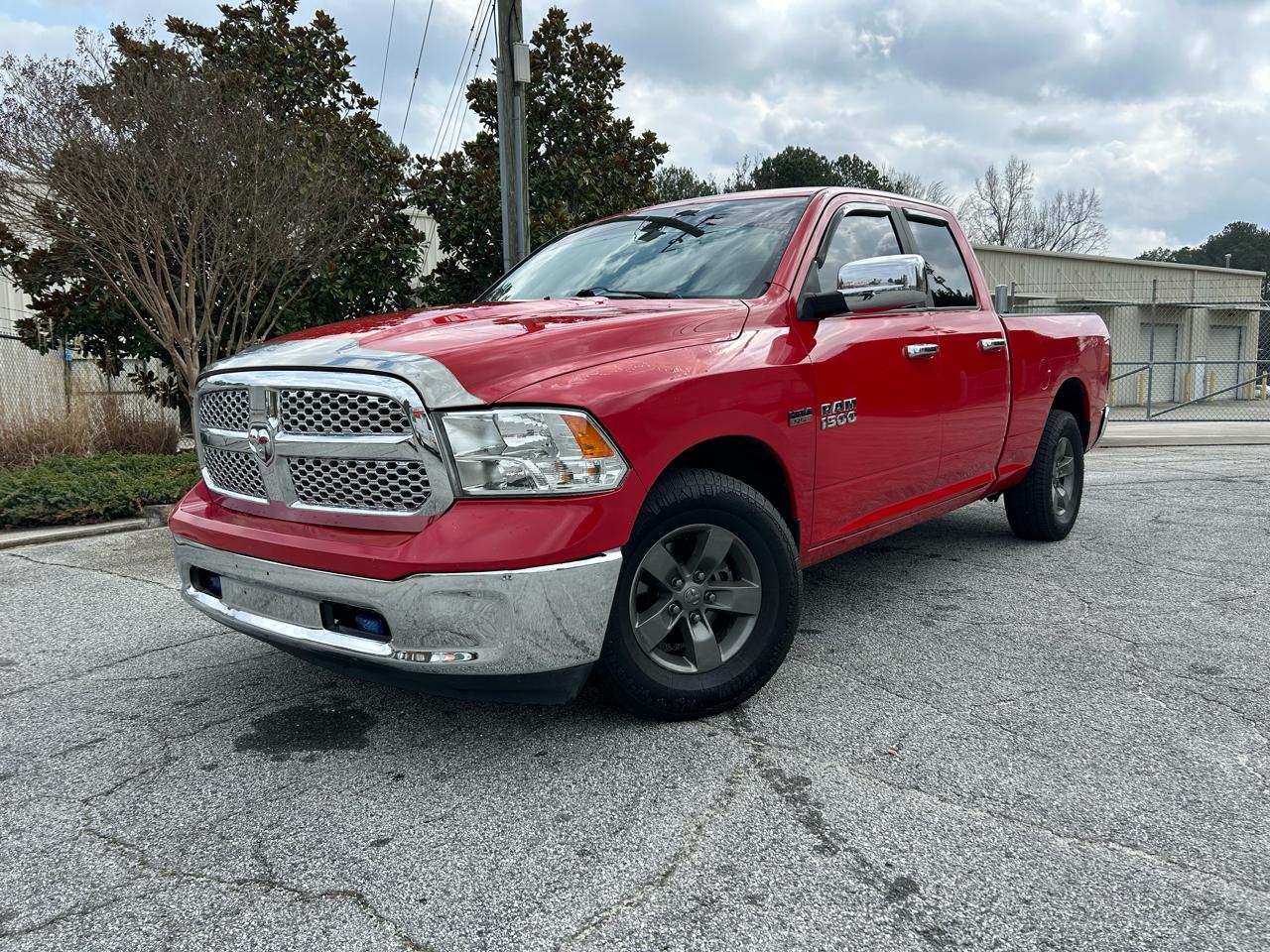 RAM 1500 SLT Quad Cab 2WD 2015