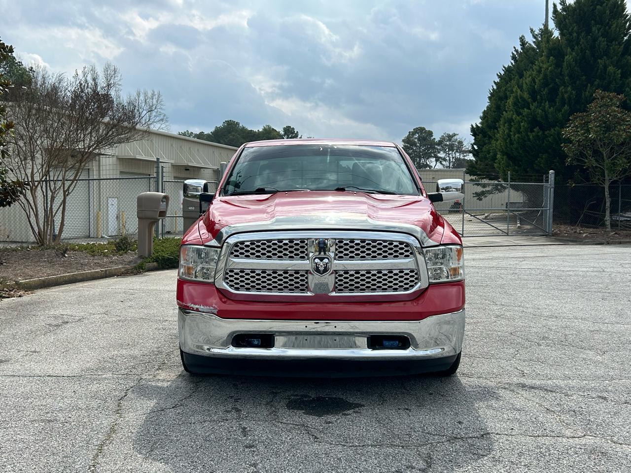 RAM 1500 SLT Quad Cab 2WD 2015
