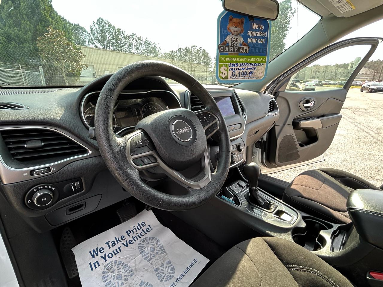 Jeep Cherokee Latitude FWD 2019