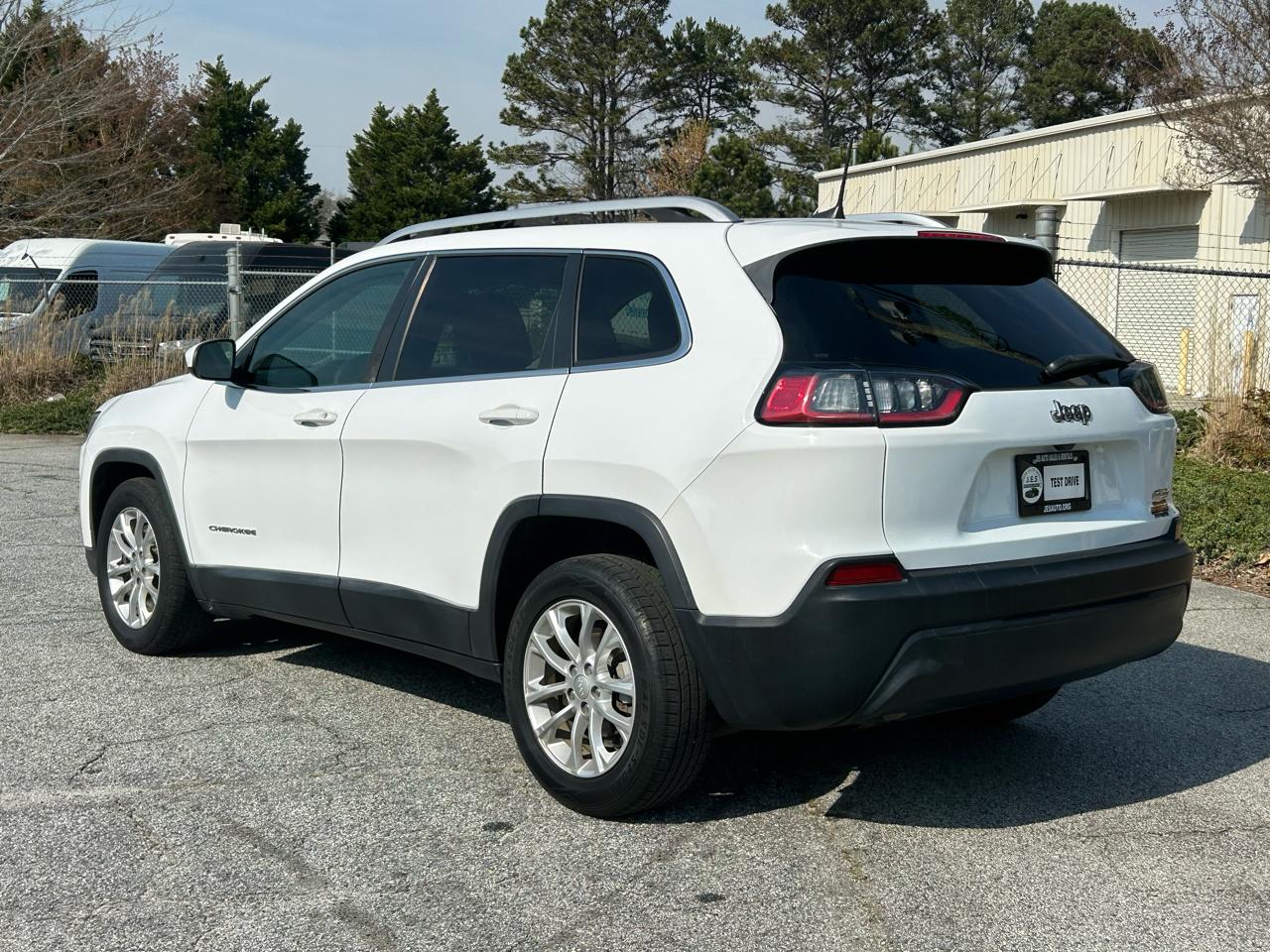Jeep Cherokee Latitude FWD 2019