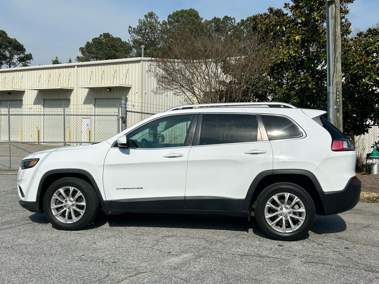 Jeep Cherokee Latitude FWD 2019