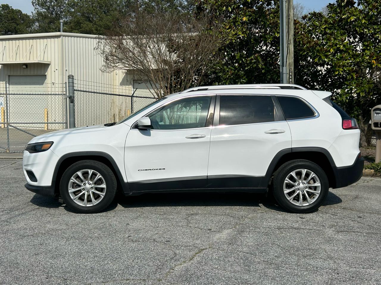 Jeep Cherokee Latitude FWD 2019