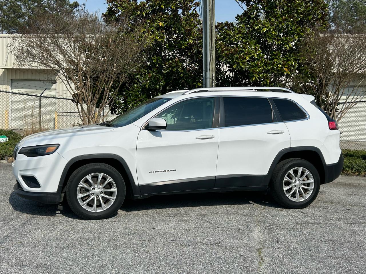 Jeep Cherokee Latitude FWD 2019