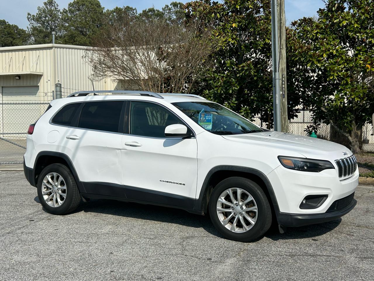 Jeep Cherokee Latitude FWD 2019