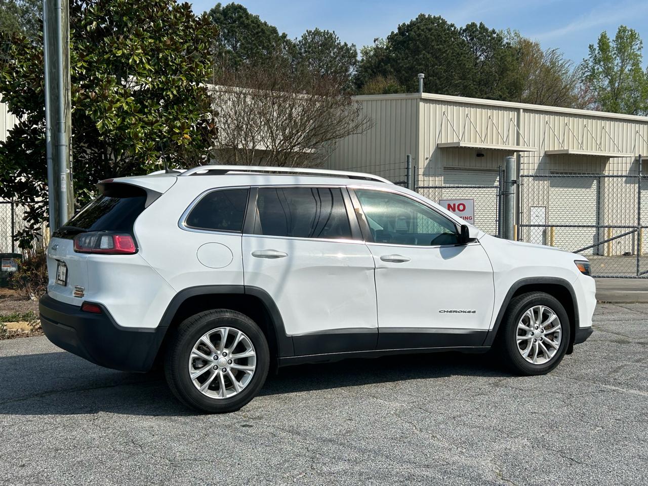 Jeep Cherokee Latitude FWD 2019