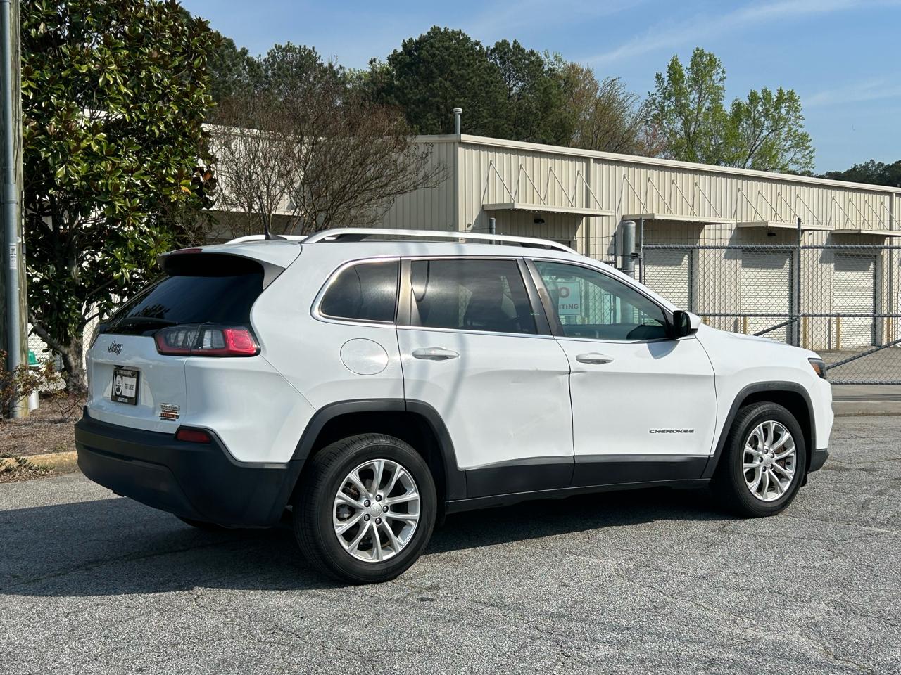 Jeep Cherokee Latitude FWD 2019
