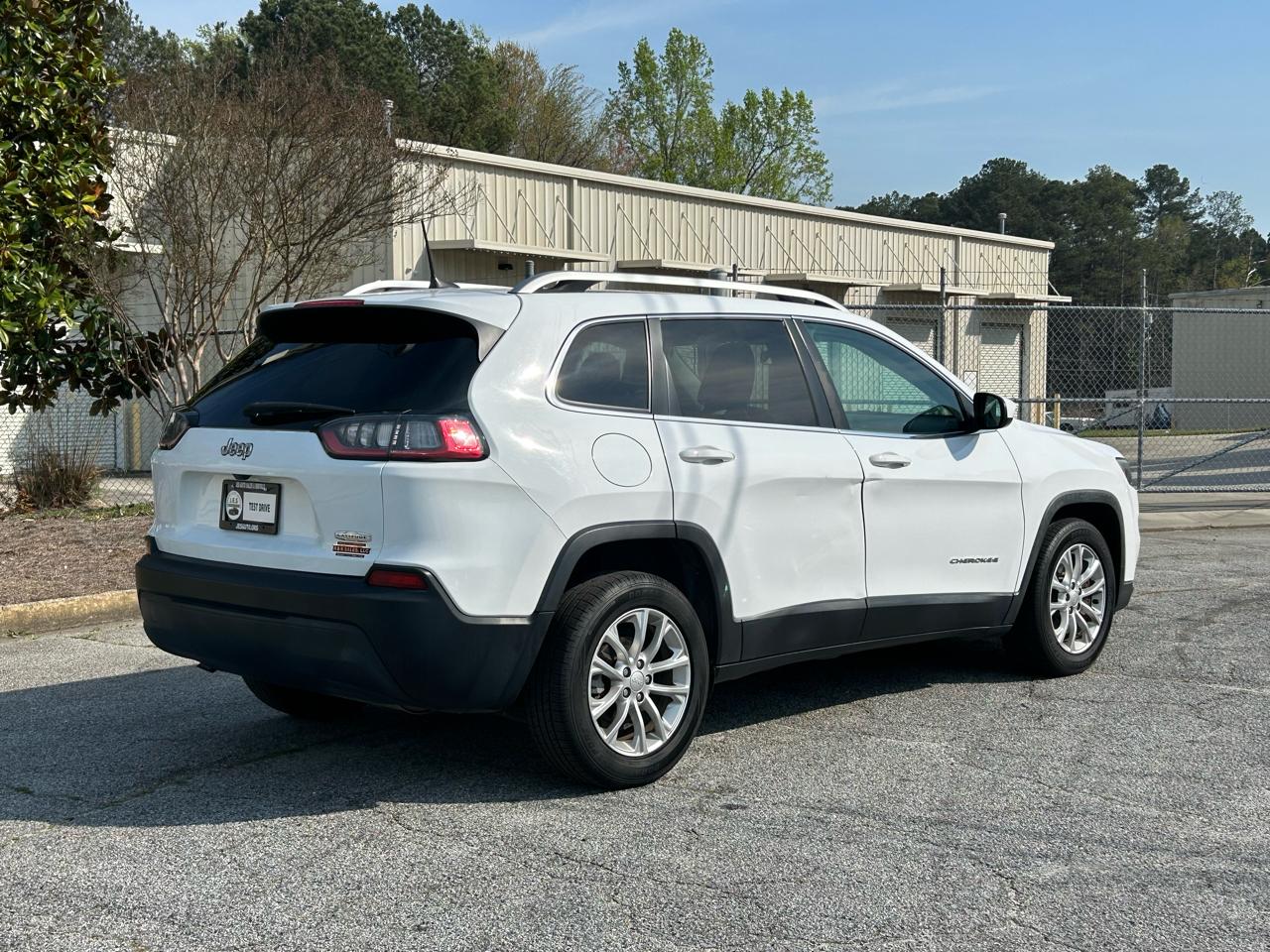 Jeep Cherokee Latitude FWD 2019