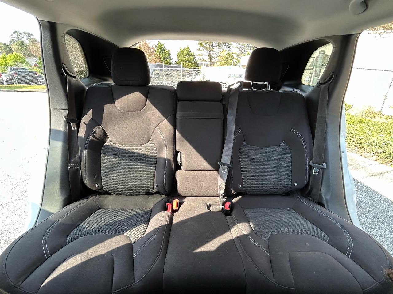 Jeep Cherokee Latitude FWD 2019