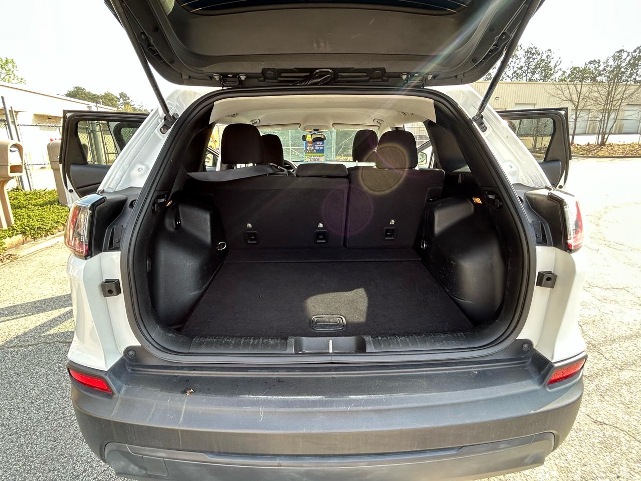 Jeep Cherokee Latitude FWD 2019