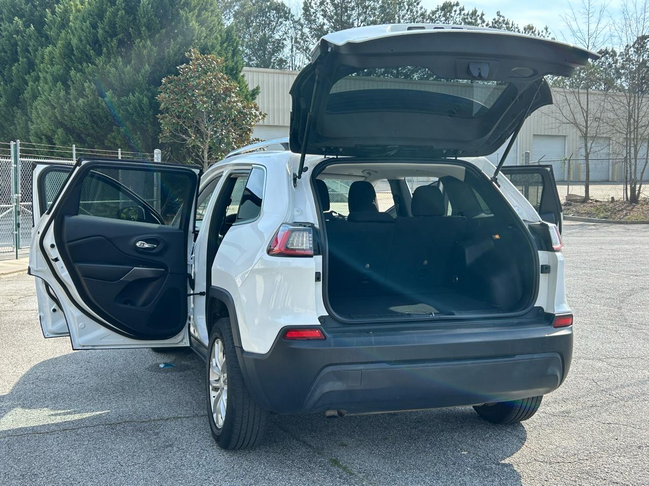 Jeep Cherokee Latitude FWD 2019