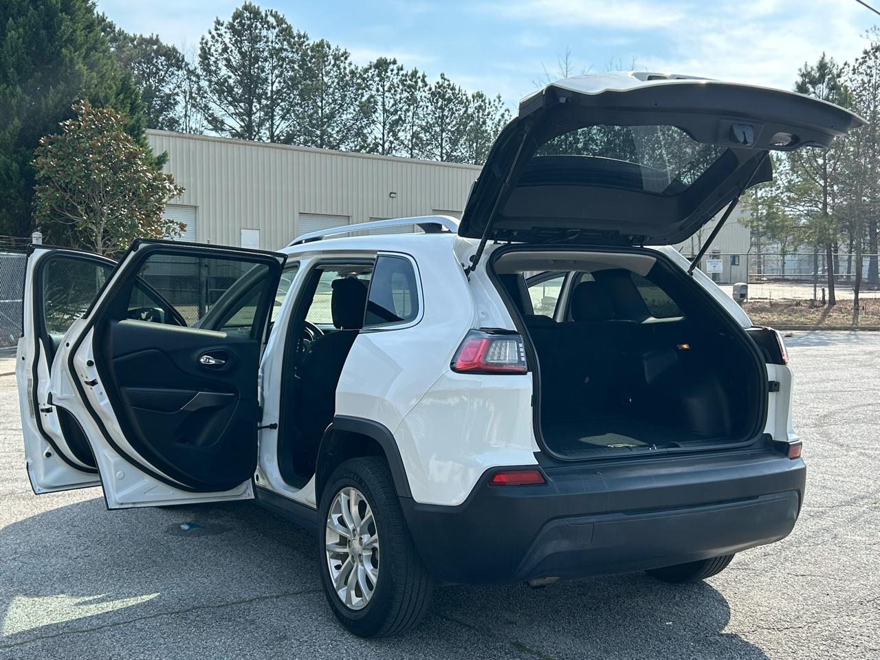 Jeep Cherokee Latitude FWD 2019