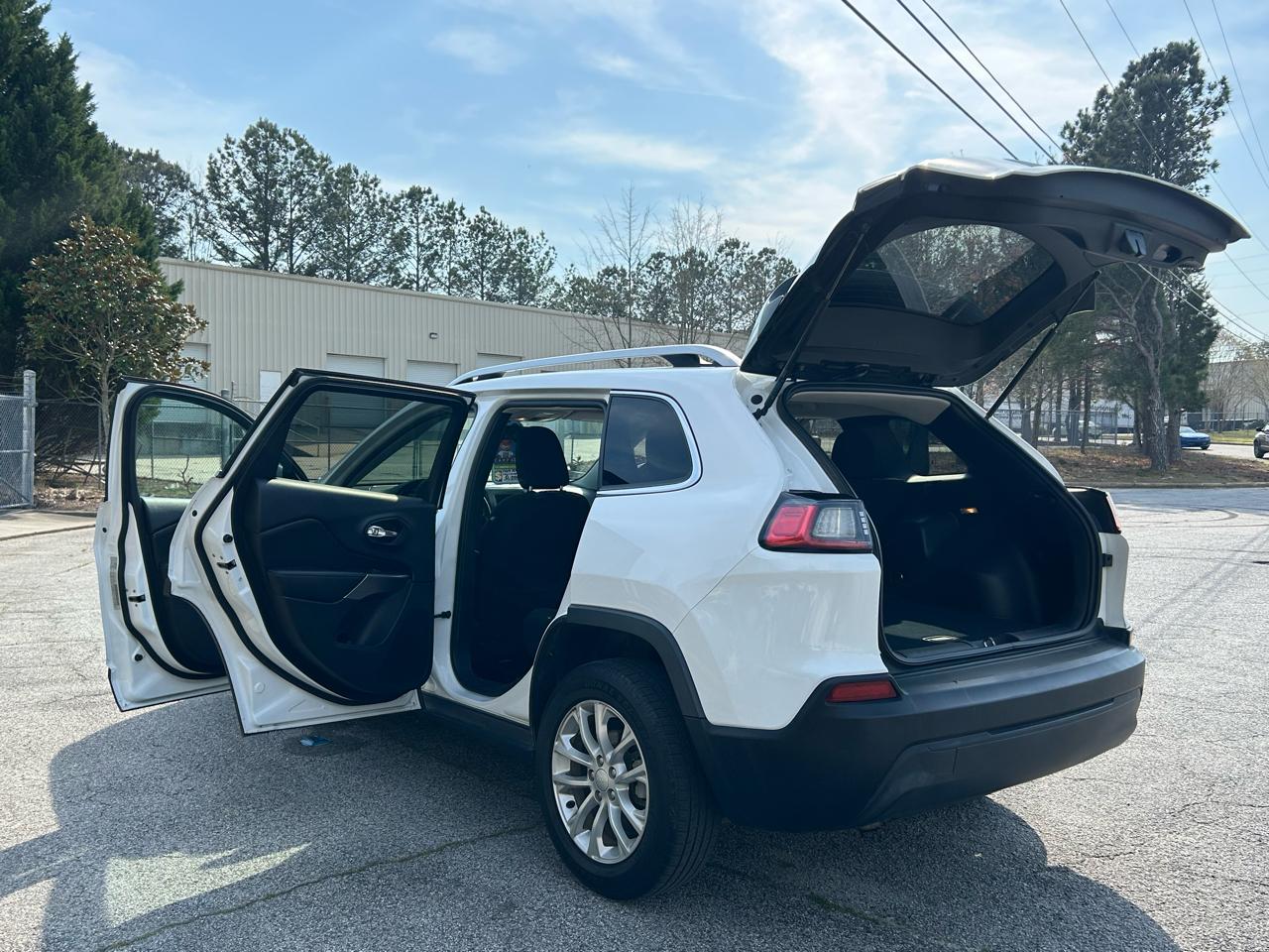 Jeep Cherokee Latitude FWD 2019