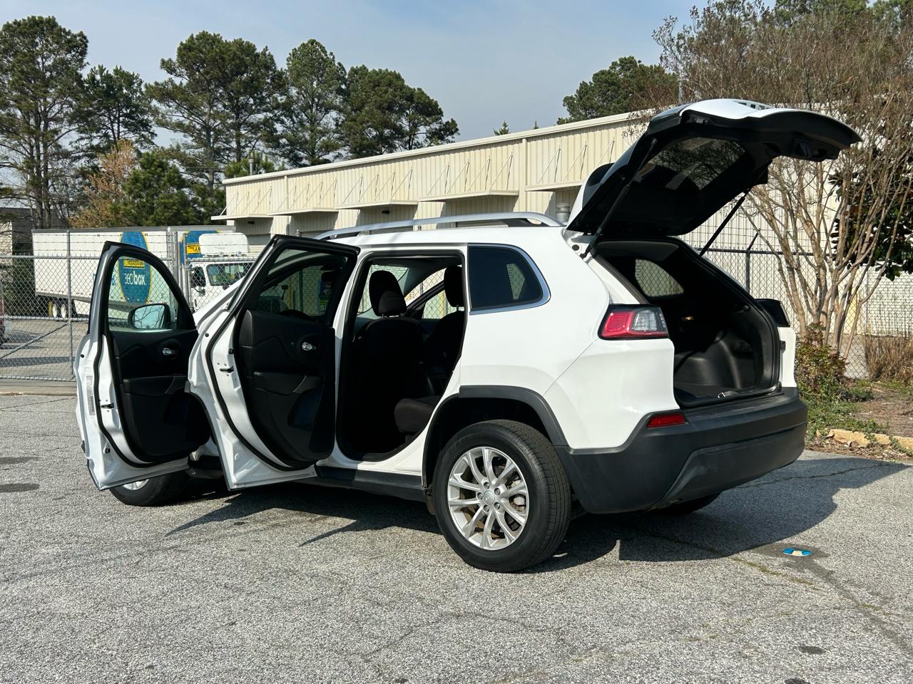 Jeep Cherokee Latitude FWD 2019