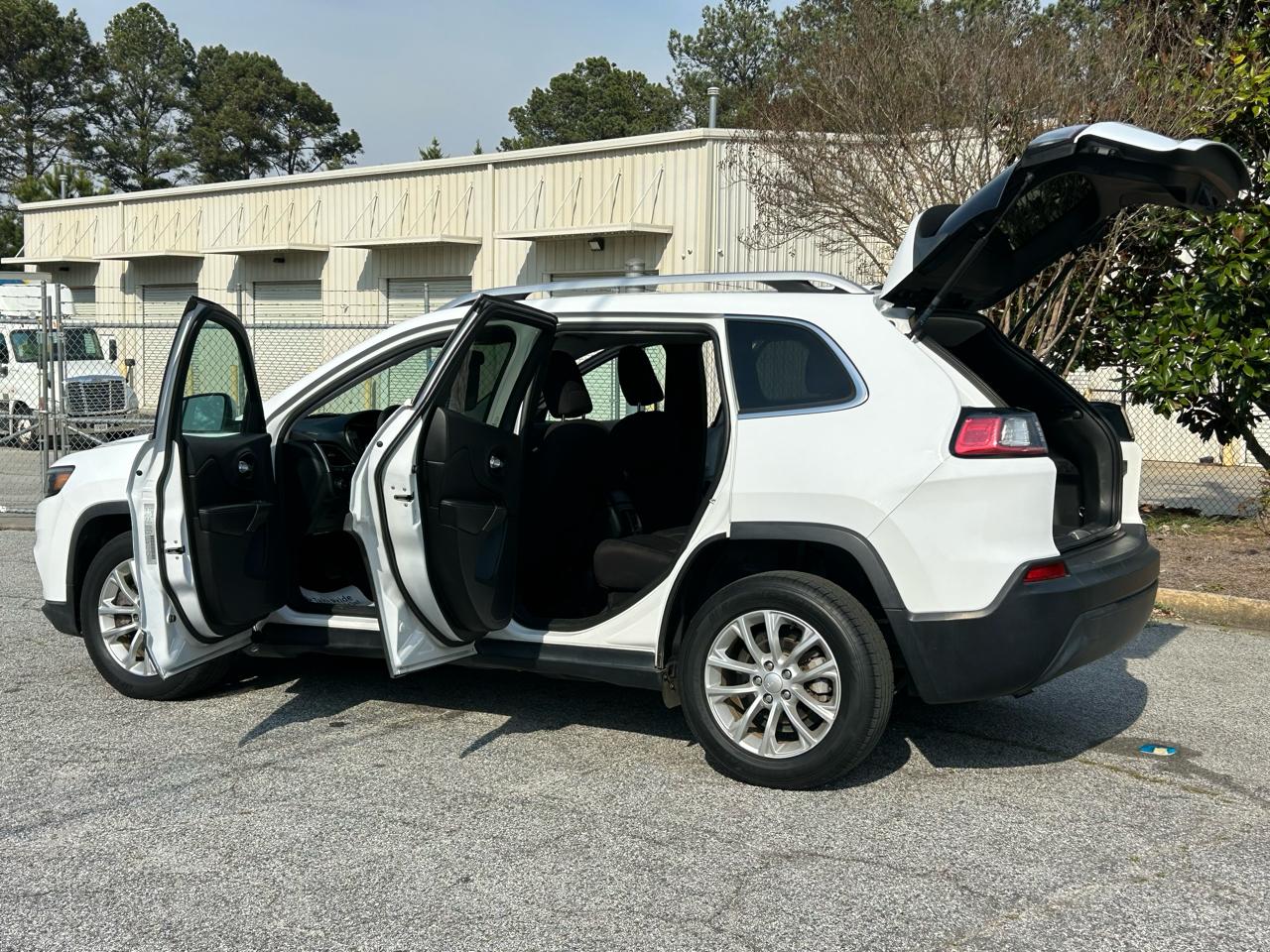 Jeep Cherokee Latitude FWD 2019