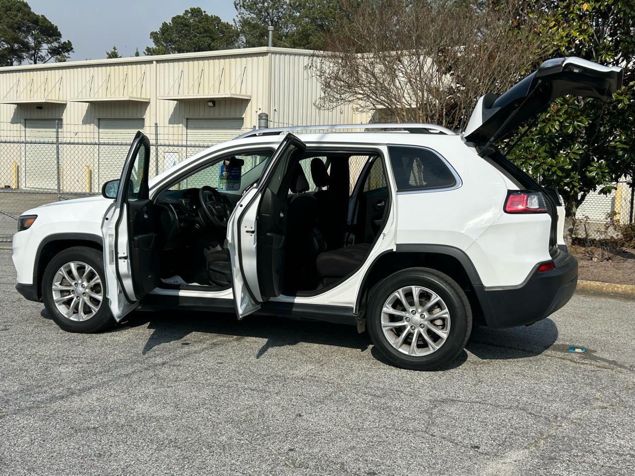 Jeep Cherokee Latitude FWD 2019